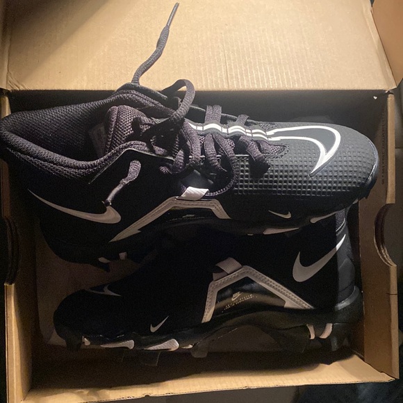 Nike Other - Alpha Menace 3 Shark BG 2.5Y cliques UK2 EUR 34 CM 21.5 BR 33